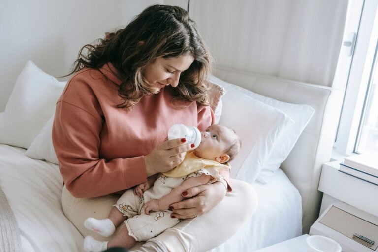 Do Wearable Breast Pumps Reduce Milk Supply? What Lactation Consultants Say